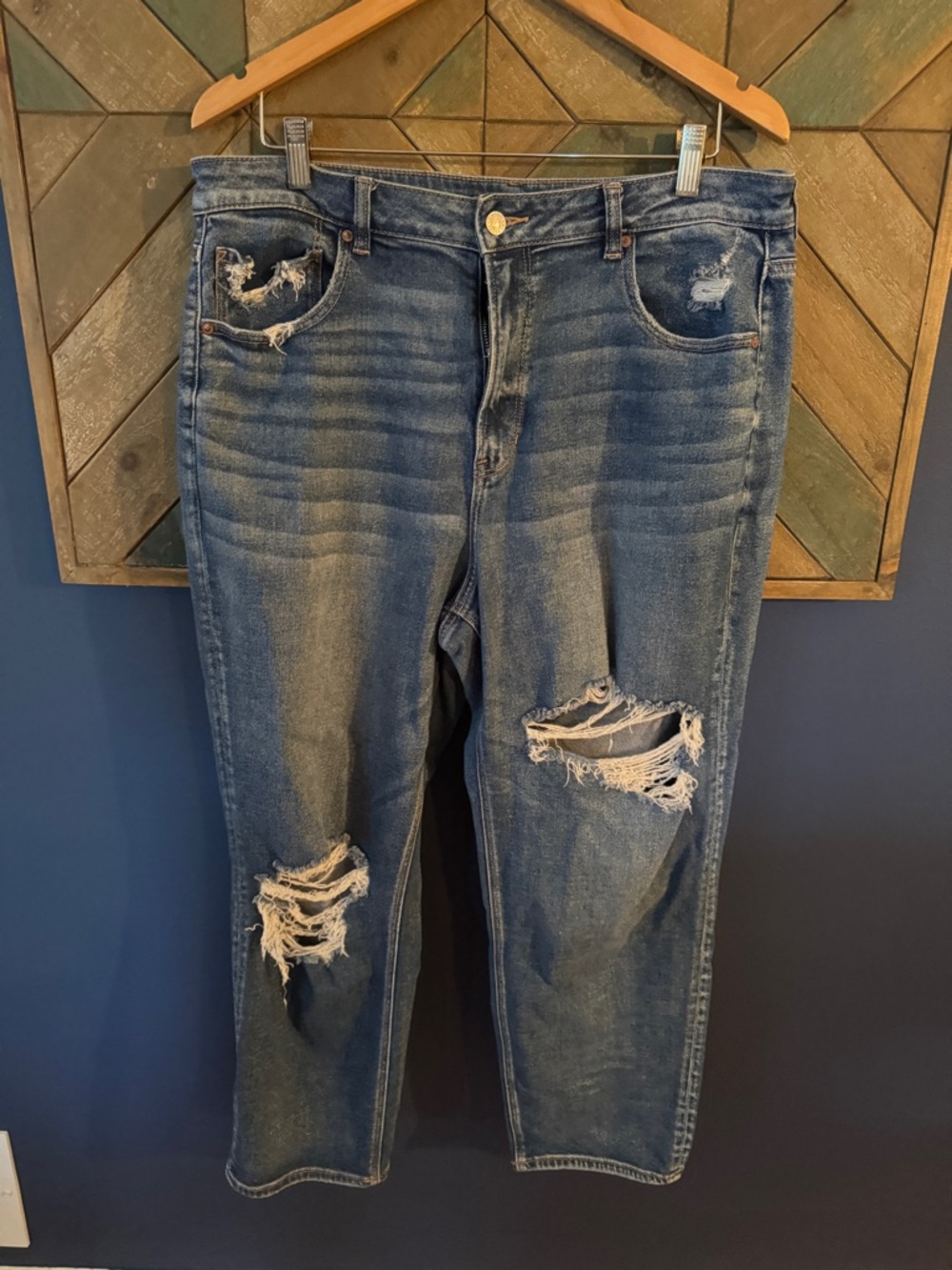 American Eagle Outfitters Distressed Blue Boyfriend Jeans